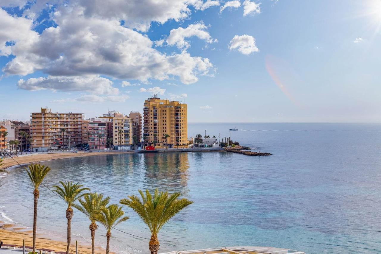 Cozy Appartment Torrevieja At Irina Exterior photo