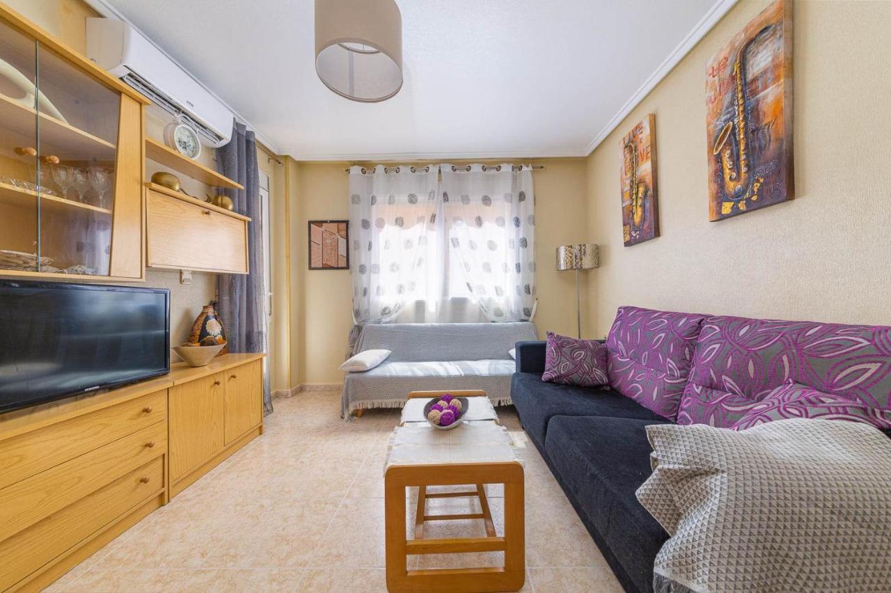 Cozy Appartment Torrevieja At Irina Exterior photo