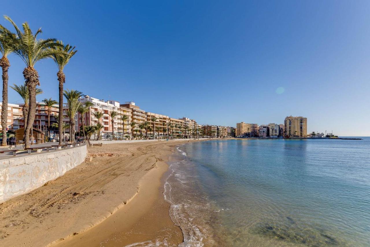 Cozy Appartment Torrevieja At Irina Exterior photo