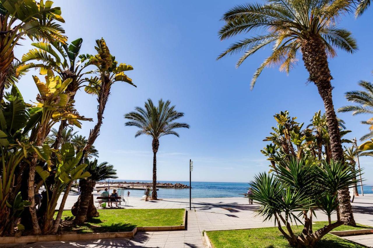 Cozy Appartment Torrevieja At Irina Exterior photo